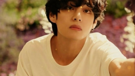 'STAY GOLD' BTS V, visual to make the music video into a movie